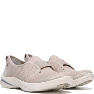Naturalizer Bzees Lovebug Taupe size 10